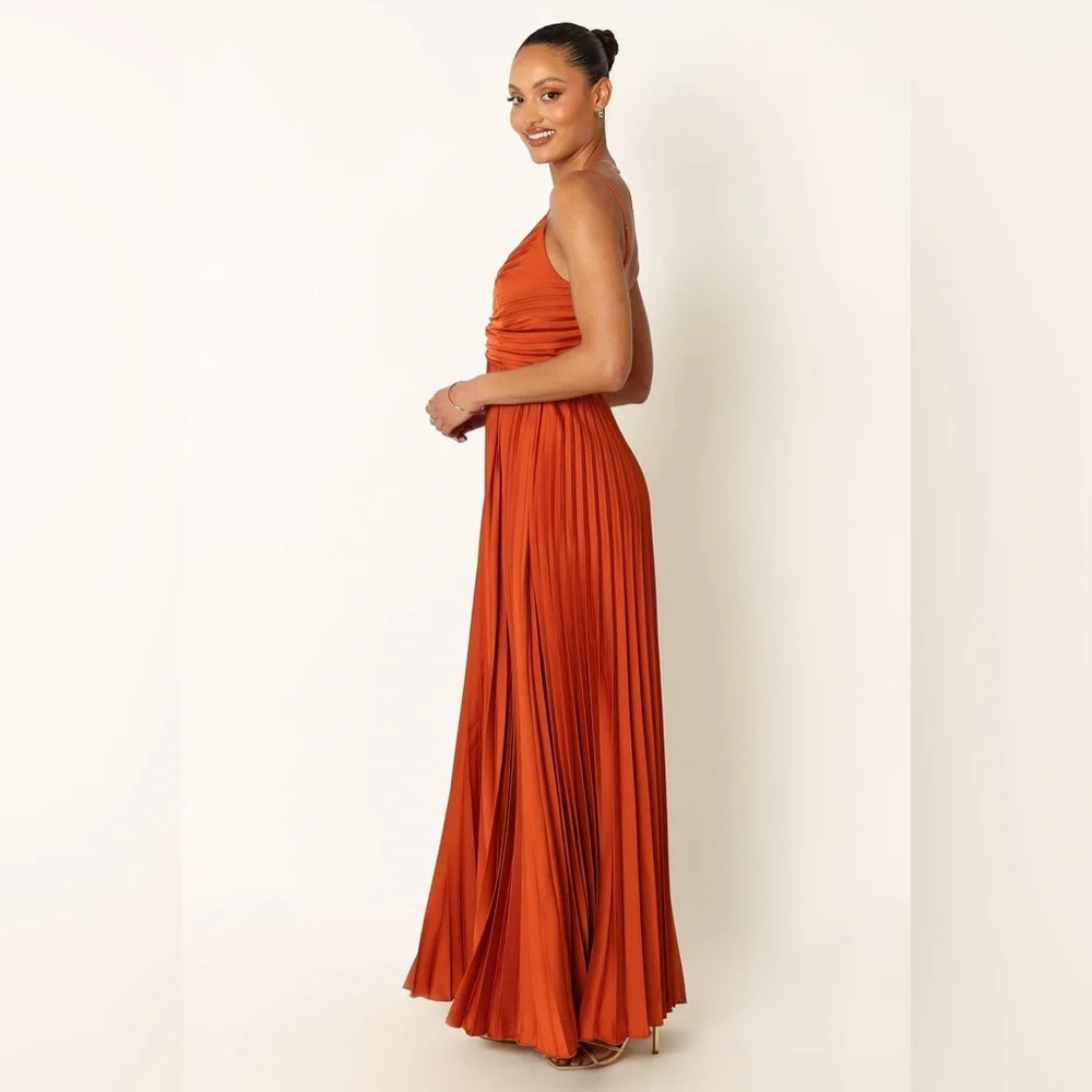 PETAL & PUP NAIRA PLEATED MAXI DRESS - SUNSET ORANGE SIZE 10 - Picture 4 of 6